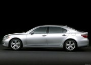 Lexus LS460L